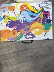 NEW OPEN BOX CRAYOLA COLORING SUITCASE ART COLOR DRAWING SET 2015
