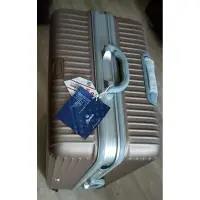 在飛比找蝦皮購物優惠-近全新 Rowana 29吋 鋁框 行李箱 旅行箱 ABS 