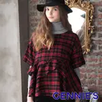 GENNIES奇妮 經典格紋荷葉邊拼接上衣-紅黑格(T3A17)