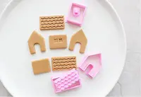 在飛比找Yahoo!奇摩拍賣優惠-聖誕薑餅屋 糖霜餅乾模具 3D立體按壓餅乾模具
