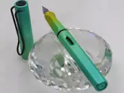 SCHOOL HOUSE LIGHT WEIGHT FOUNTAIN PEN GREEN/YELLOW GRADIANT LAMY STYLE