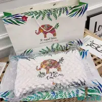在飛比找Yahoo!奇摩拍賣優惠-MK生活館新皇家泰國大象乳膠枕天然乳膠枕頭枕芯禮品