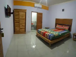 加里普羅的1臥室公寓 - 10平方公尺/1間專用衛浴Bedroom with AC, 7 mins to Ketapang Port