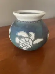 Ben Diller Pottery Hawaii Sea Turtle Raku Vase 4” Signed Art Maui Handmade