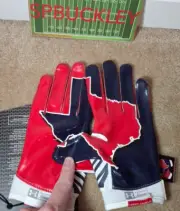 UA UNDER ARMOUR SWARM TEXAS RECEIVER FOOTBALL GLOVES, 1280473-100, NWT