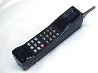 在飛比找Yahoo!奇摩拍賣優惠-☆世界首隻手機 Motorola 黑金剛 古早味懷舊復古風 
