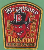 BOSTON ENGINE 17 LADDER 7 COMPANY FIRE PATCH BROADWAY