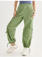 $40 Tinseltown Juniors D-Ring Parachute Pants - Moss Stone Lime - Medium -NWT
