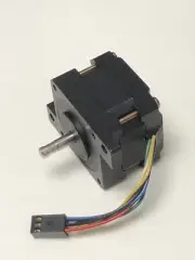 Shinano Kenshi STH-39C109. step motor 0.9 deg/step. 24.5 ohm