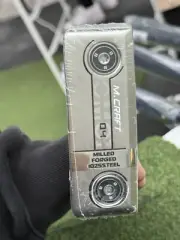 Mizuno M.Craft OMOI 34" #4 Black Ion Putter With a Head Over and Weight Kit.
