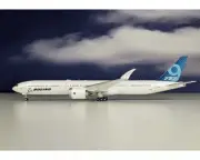 JC Wings LH2264 Boeing 777-9X House Wingtips Fold N779XY Diecast 1/200 Jet Model
