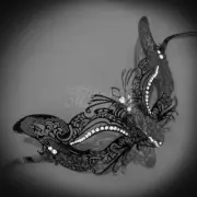 Womens Feline Inspired Laser-Cut Filigree Metal Masquerade Ball Mask [Black]