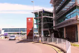 新堡希爾頓逸林飯店Doubletree By Hilton Hotel Newcastle International Airport