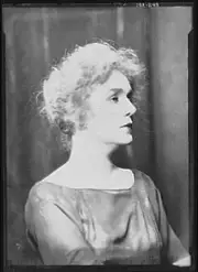 Stevens,Emily Ashton Stevens,portrait photographs,women,b,Arnold Genthe,1924