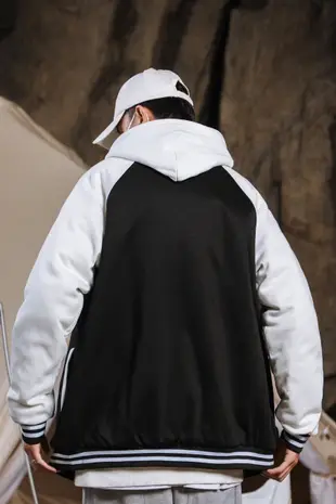 【熱賣精選】2021年 New Balance 棒球服夾克 簡約設計 保暖防風 男女同款 兩色