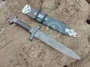 Hand Forged Damascus Steel Viking Dagger Razor Sharp / Battle Ready Medieval