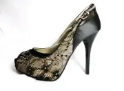 New Guess Display Sandals By Marciano Louisa8 Color Tan/ Black Satin Floral 10