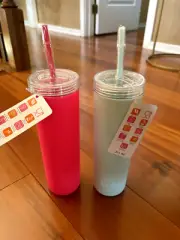 Dunkin’ Set of 2 Silicone Sipper Tumbler In Pink Blue With Matching Straw 27 Oz
