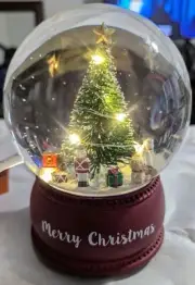 Christmas Snow Globe LED light (NEW)