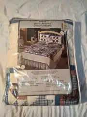 VTG Handmade Patchwork King 100" x 90" Quilt "Barn Raising" NEW