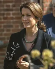 Television Autograph: RAQUEL CASSIDY (Jonathan Creek) Signed Photo