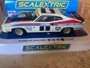 1/32 SCALEXTRIC 1977 BATHURST WINNER No1 XC FALCON MOFFAT/ICKX C4197