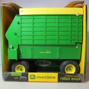 Ertl John Deere Forage Wagon 1/16 JD-15524-1HC-B