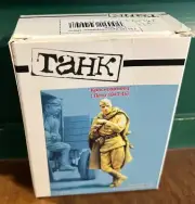 TAHK Models 1/35 Red Army Man (Summer 1943-45) 35165 NEW