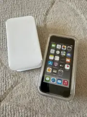 NEW Apple iPod Touch 7th Generation 32GB