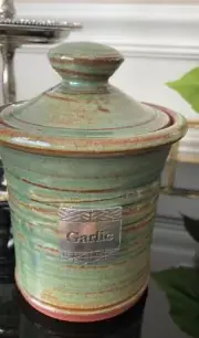Oregon Stoneware Studio Garlic Keeper with Lid, Handmade American Pottery