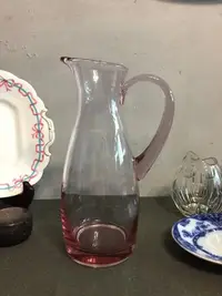 在飛比找Yahoo!奇摩拍賣優惠-白明月藝術／古物雜貨店 歐洲手工玻璃水瓶 vintage