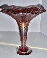R. Held Art Klan Glass Robert Held Iridescent Ruffle Top Pulled Feather Vase