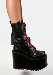 [Current Mood] End In Sight Platform Boots