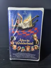 Alice in Wonderland (VHS Tape, 1997, Walt Disney Clam Shell Case) Sealed