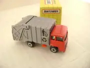 1993 MATCHBOX SUPERFAST #36 REFUSE TRUCK RED CAB NEW IN BOX