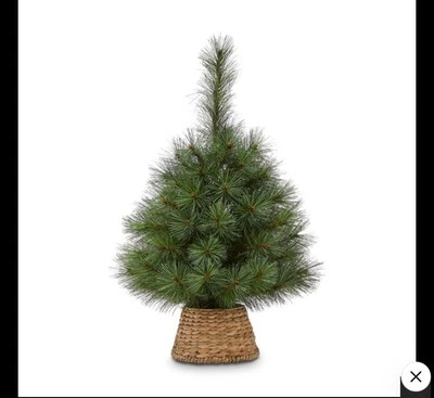 Christmas Tree Large Basket Weave Natural Woven Ring Skirt 4 Piece Easy Storage