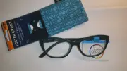 Magnivision by Foster Grant Reading Glasses with Case 1.75 Mag NWT Green