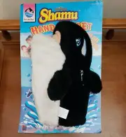 Vintage SeaWorld Shamu Orca Killer Whale Hand Puppet Plush The Toy Group NEW