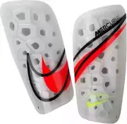 Nike Mercurial Lite Soccer Shinguard; Model SP2120-109 NEW
