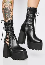 [Current Mood] Born Killer Platform Boots