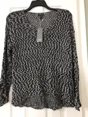 MEDIUM NWT $228 Eileen Fisher Black Space Dyed Cotton Tape V- Neck Boxy Top