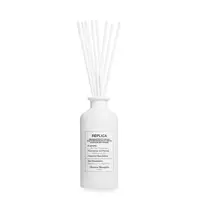 在飛比找PChome24h購物優惠-Maison Margiela 溫暖壁爐居家香氛 185ml