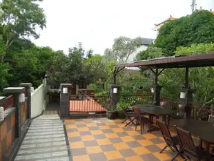 烏魯瓦圖公寓套房 - 22平方公尺/1間專用衛浴Decent Room, 5km from the surfing beach