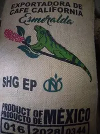 在飛比找Yahoo!奇摩拍賣優惠-南美龐老爹咖啡 墨西哥 MEXICO ESMERALDA S
