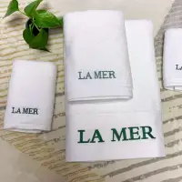 在飛比找蝦皮購物優惠-lamer海藍之謎毛巾浴巾方巾手帕美容護膚浴裙浴袍國內專櫃周