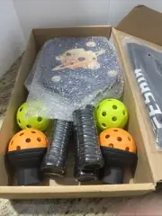 Feshir Pickleball Set With 4-Paddles 4-Balls And Caring Bag Brand New In Box.