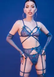 [HOROSCOPEZ] Expose Me Garter Lingerie Set