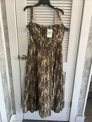 New With Tags Bardot Dress. Size Xl. With Slip And Tulle Underlining.