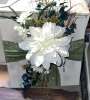 Handmade wall/door floral decor/springtime