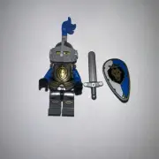 Lego Castle King's Knight Minifigure CAS535 from set 70403
